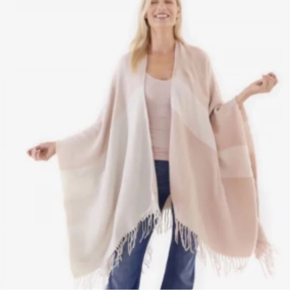 NWT Soia & Kyo light pink colourblock shawl/cape with fringe detail - Picture 4 of 11